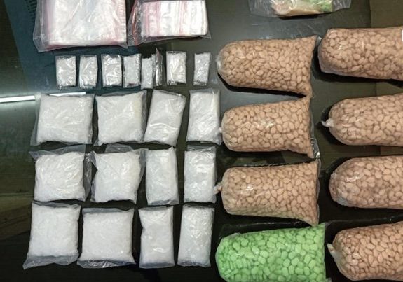 Narkoba Polda Tangkap 8000 Pil Ekstasy Plus 1 Kg Sabu, BNN Amankan 4 Kg Ganja Jalur Ekpedisi di Pringsewu