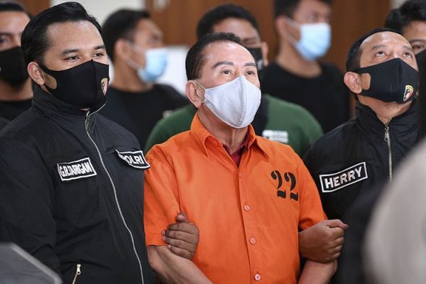 Djoko Tjandra Buron 11 Tahun Tiga Jenderal Polisi, Jaksa Hingga Pengacara Terlibas