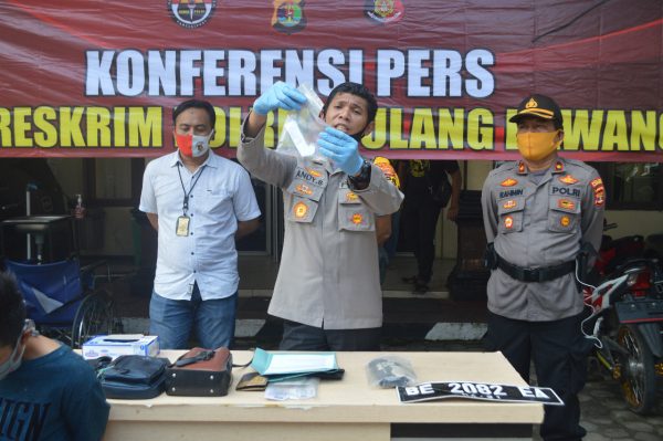 Aksi Polisi Tangkap Mobil di Pasar Unit 2 Tulang Bawang Viral, Polisi Temukan Narkoba