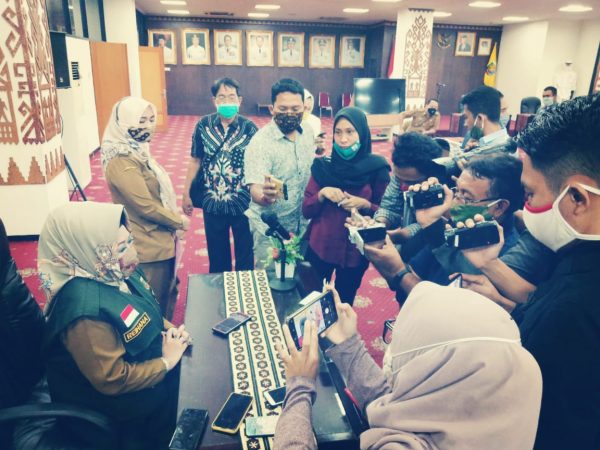 Bolak Balik Lampung-Jakarta Wakil Bupati Way Kanan Positif Covid-19 Trakcing 6 Pejabat Tertular Bupati Adipati dan Istri Aman