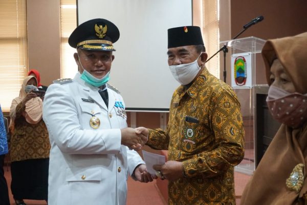 HUT RI Ke-75, Nanang Ermanto Beri Tali Asih Pejuang Kemerdekaan