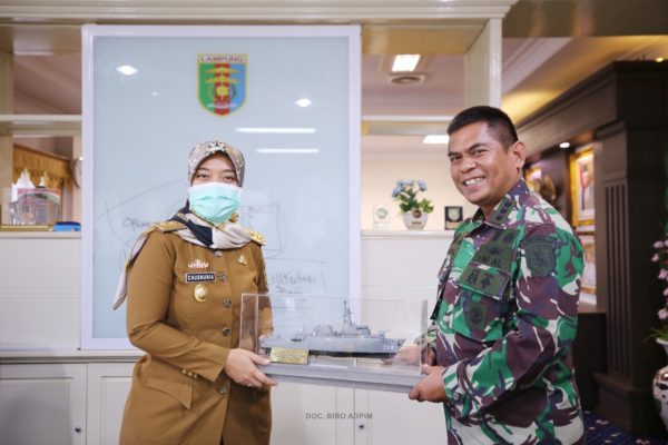 Kunjungi Pemprov Lampung Danlanal Kolonel Marinir Amrul Ardiansyah Disambut Nunik