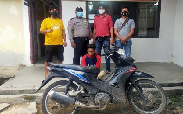 Kepergok Curi Motor di Depan Ruko Remaja di Ujung Gunung Nyaris Dihakimi Warga
