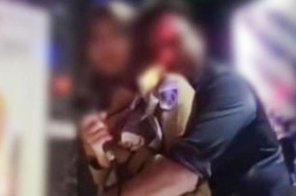 Vidio Aksi Genit Mesra Dalam Room Karaoke Oknum Kepala Kampung dengan Istri Kadusnya Viral di Medsos