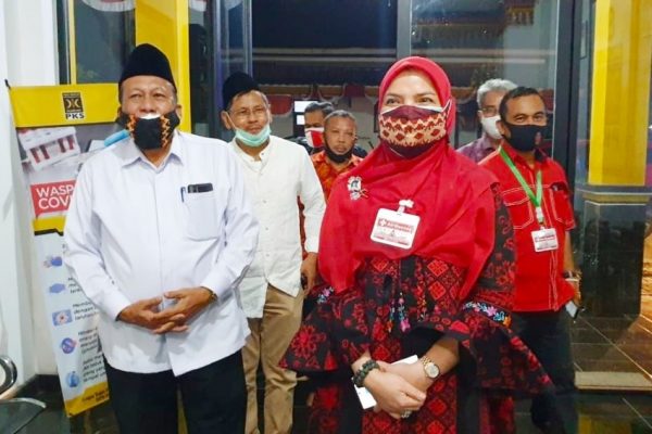 Bawaslu Lampung Diskualifikasi Pasangan Eva Dwiana-Deddy Amrullah