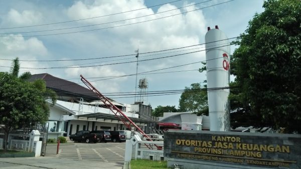 Berkantor di Objek Sengketa Kasus BPR Tripanca OJK Lampung Jadi Sorotan