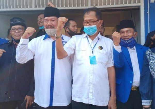PAN Serahkan Rekomendasi Agus Istiqlal-Zulquini Syarif Untuk Pilkada Pesisir Barat