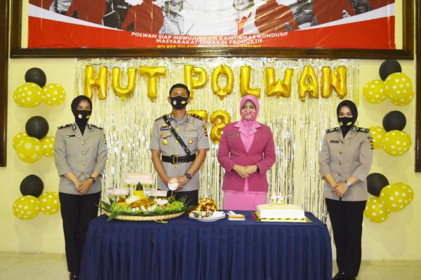 Kapolres Tulang Bawang Ingatkan Polwan Bijak Bermedsos dan Jaga Korps Polri