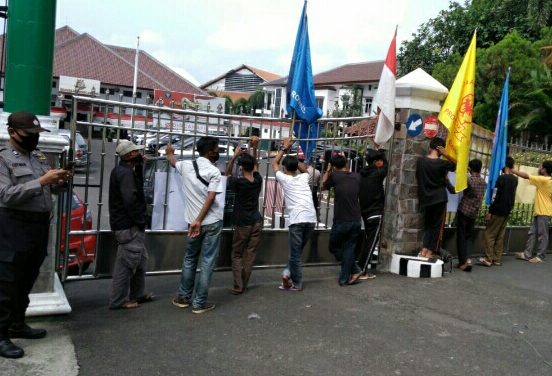 LPPD dan Lantak Desak Kejati Usut Korupsi di PUPR Pringsewu