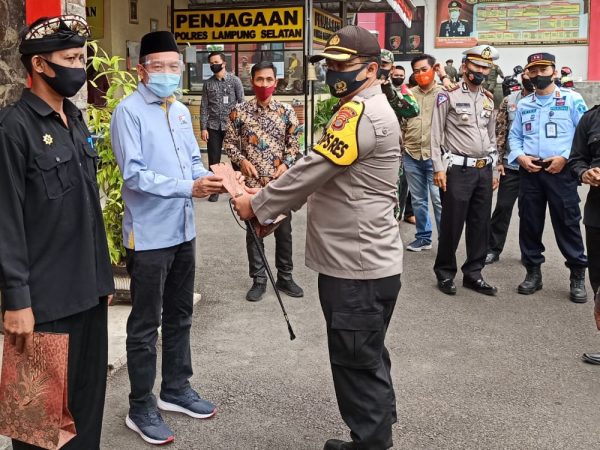 Hipni Hadiri Kampanye Penggunaan Masker Polres Lampung Selatan Calon Lain Absen