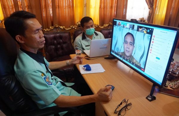 Tingkatkan Pelayanan, Kadis Dukcapil Lamsel Dua Jam Sapa Masyarakat Secara Virtual
