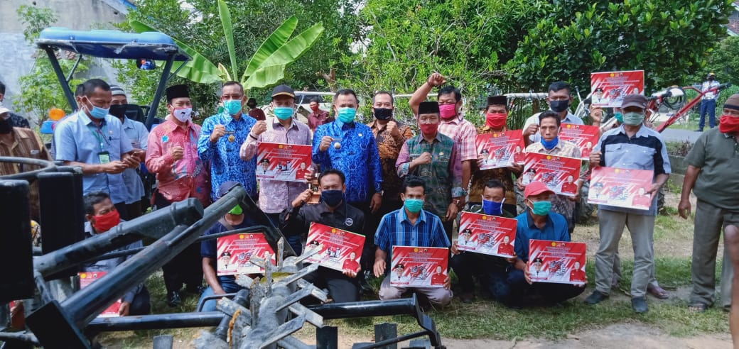 Jalur Aspirasi Wakil Rakyat, Poktan di 5 Kecamatan Mendapat Traktor