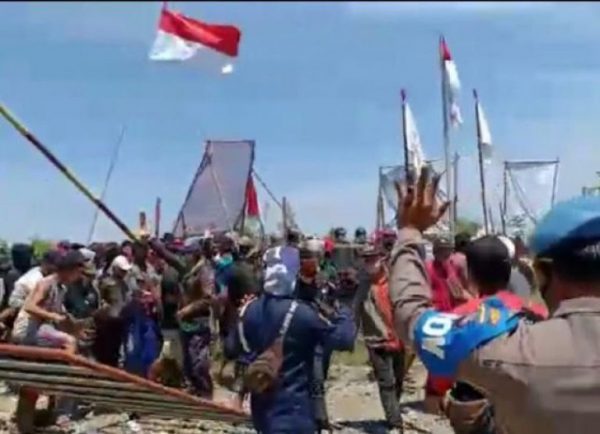 Warga Ketapang Demo Perusahaan PT Sultan Rafli Mandiri Temukan Ratusan TKA China Dalam Mess