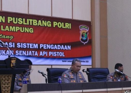 Mabes Polri Evaluasi Penggunaan Pistol di Polda Lampung