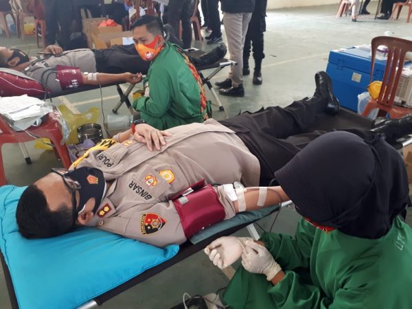 AKBP Binsar Pimpin Polisi Peduli Donor Darah di Way Kanan