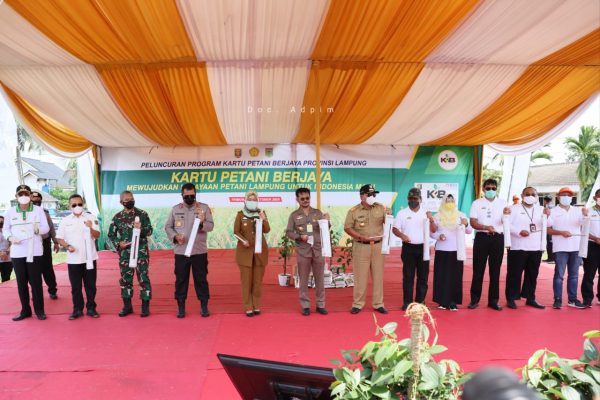 Mentan Syahrul Yasin Limpo dan Gubernur Arinal Djunaidi Lakukan Launching Kartu Petani Berjaya