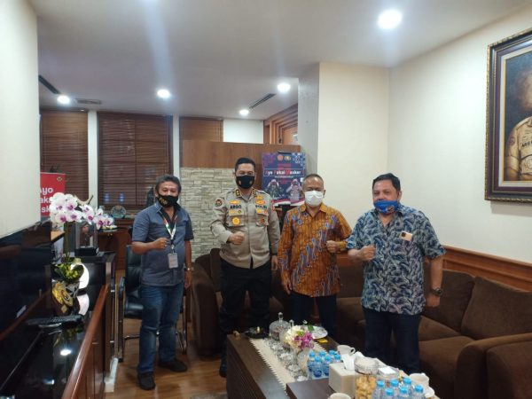 Audensi PWI dan Kadiv Humas Polri Bakal Siapkan Rompi Wartawan untuk Liputan Demo