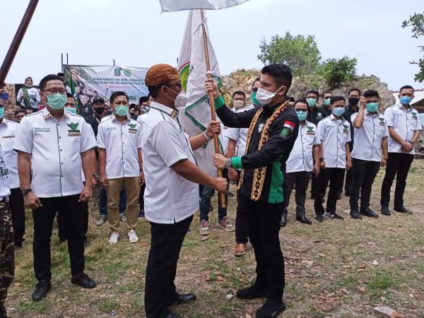 Nyalon Wabup dan Rangkap Dua OKP Sekaligus, Warganet Sebut Ardito Wijaya “Maruk”