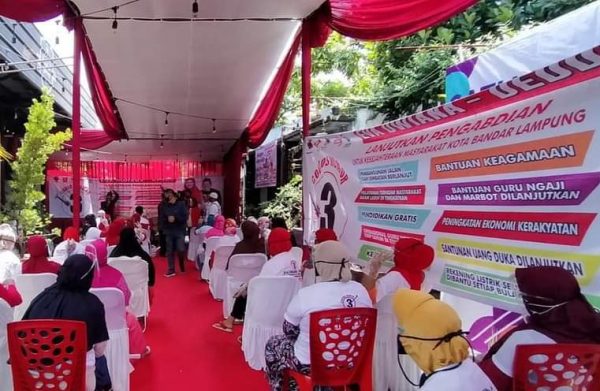 Dukungan Kian Meninggi Eva-Deddy Mengaku Acapkali Diserang Fitnah