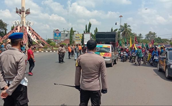 Aliansi Mahasiswa Lampung Aksi Damai Jilid 2 Tolak UU Omnibus Law Kapolres dan Dandim Pimpin Pengamanan