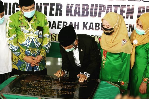 Rayakan HUT Santri Bupati Pringsewu Resmikan Masjid Islamic Centre Mengenang Resolusi Jihad 1945