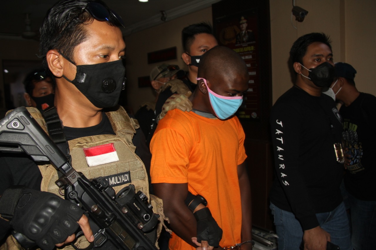 WNA Asal Ghana Tewas Ditikam Temannya Yang Kalah Dan Tak Mau Bayar Taruhan Main Game