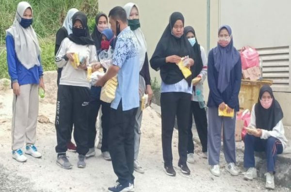 Viral Walikota Bandar Lampung Pecat Kepala SMP 16 Gara gara Terima Handuk Keringat Saat Jalan Sehat Melintas Depan Rumah Rykco Menoza