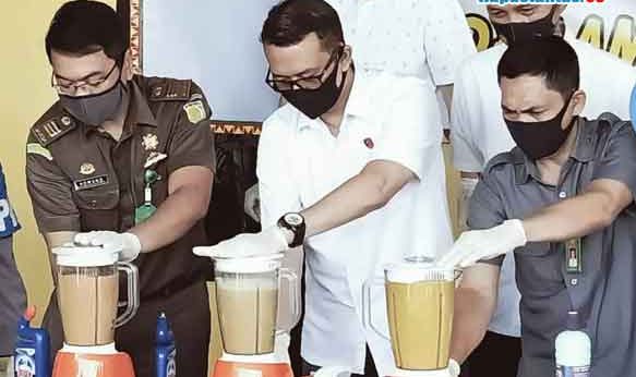 Direktorat Narkoba Polda Musnah 2,5 Kg shabu 8172 butir ekstasi Dan 128,4 Gram Serbuk Ekstasi.