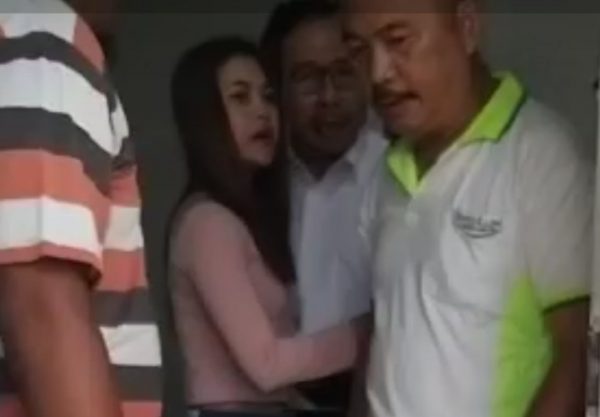 Dokter Ahli Syaraf Soeradi Soedjarwo Digrebek Warga Bersama Wanita Muda Asal Lampung Timur Dirumah Kontrakan