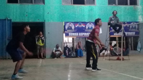 Mardiana Cup 2020 : Kades Mulyanto Penentu Kemenangan Grup Dusun Sawojajar III B di Babak Penyisihan