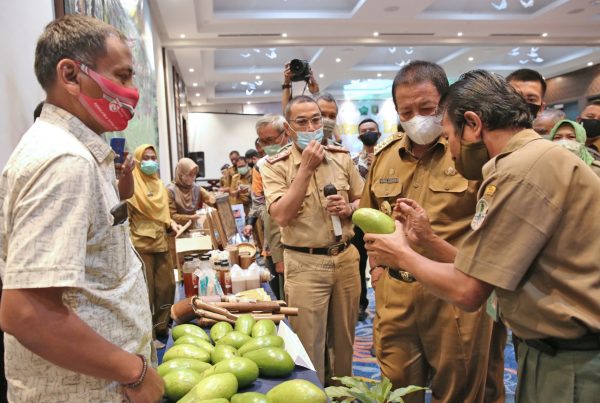 Gubernur Lampung Tekankan Pelestarian Hutan dan Kesejahteraan Masyarakat