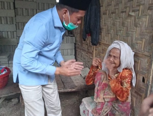 Nenek Muri 120 Tahun Do’akan Hipni Jadi Bupati Lampung Selatan
