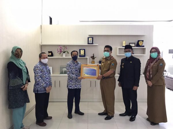 Pertahankan Opini WTP Empat Kali Berturut-turut, Pemkab Lamsel Terima Penghargaan dari Kemenkeu RI