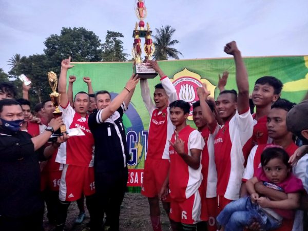 Majukan Sepak Bola Dendi Akan Bangun Stadion Mini di Way Ratai