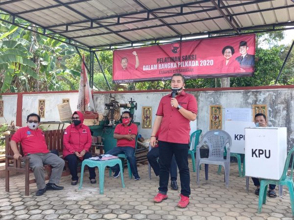 Dendi Simulasi Pemilihan di TPS Negeri Sakti.