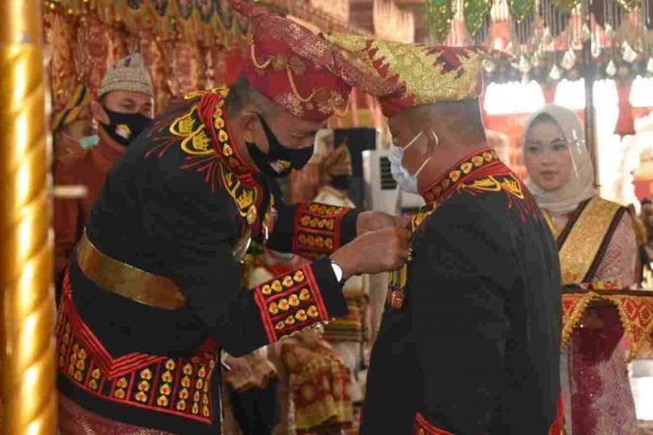 H Yusuf Kohar Angken Muanghi Gelar Mangkunegara Dari Buay Belunguh Paksi 4 Skala Bghak