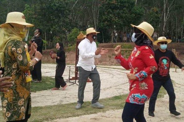 Wagub Buka Festival Bambu International Tulang Bawang Barat Ditengah Covid-19