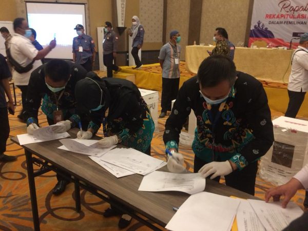 KPU Kota Metro Gelar Rapat Pleno Rekapitulasi Tingkat Kota