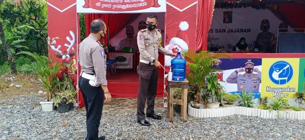 Kasat Lantas Polres Tanggamus Tinjau Pos Pam Operasi Lilin Krakatau 2020