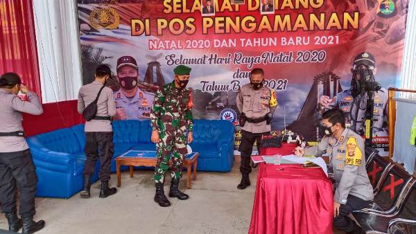 Kontrol Personel, Kapolres Tulang Bawang Cek Pos Pam di Tiga Titik