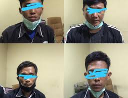 Polisi Ringkus Empat Sopir Ambulan Rumah Sakit Provinsi Lampung Yang Sedang Pesta Sabu
