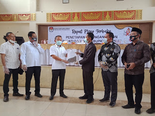 KPU Pesawaran Tetapkan Dendi Ramadhona-Marzuki Sebagai Bupati dan Wakil Bupati