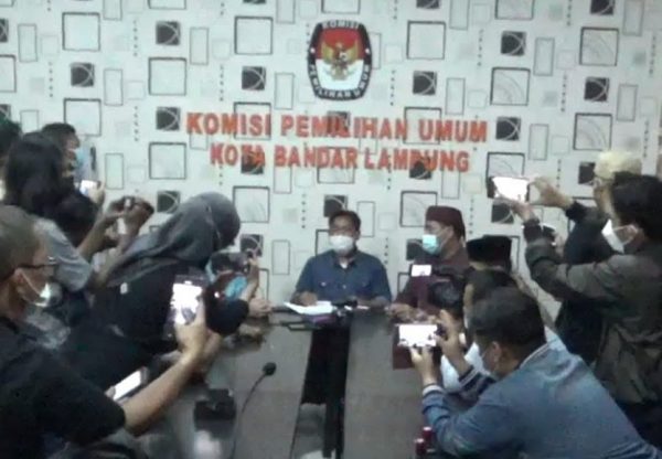Bawaslu Diskualifikasi, KPU Ikut Batalkan Pasangan Nomor Urut 3 Eva Dwiana-Deddy Amrullah