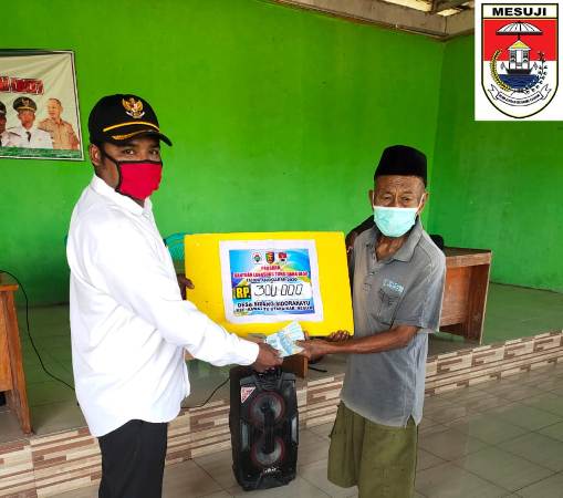 Meski Ditengah Pandemi, Desa Sidang Sido Rahayu Tetap Bagikan Bantuan Kepada Warga