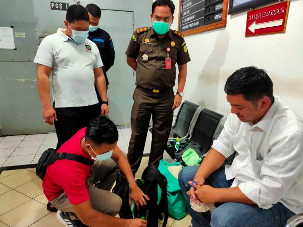 Buron Pemalsu Surat 38 Miliar Kembali Serahkan Diri