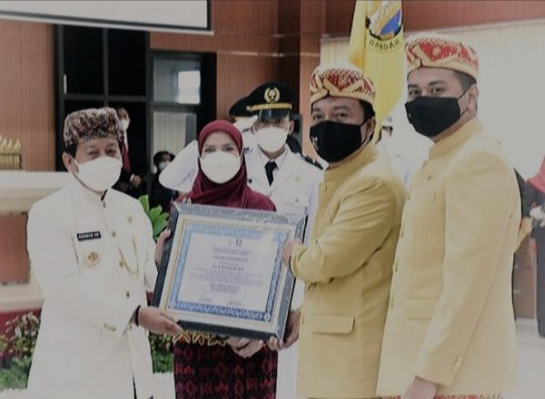 Paripurna Masa Jabatan Walikota DPRD Nobatkan Herman HN Bapak Pembangunan