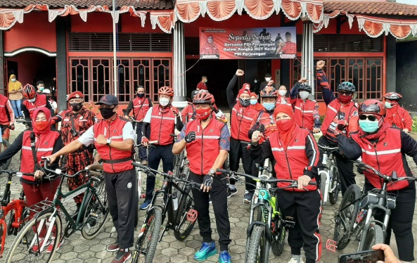 Mingrum Gumai Pingsan Saat Goes Sepeda Rangkain HUT PDIP