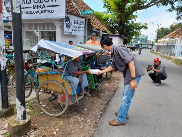 Giat Jumat Berkah Secara Rutin SMSI Dapat Suport Masyarakat dan Donator