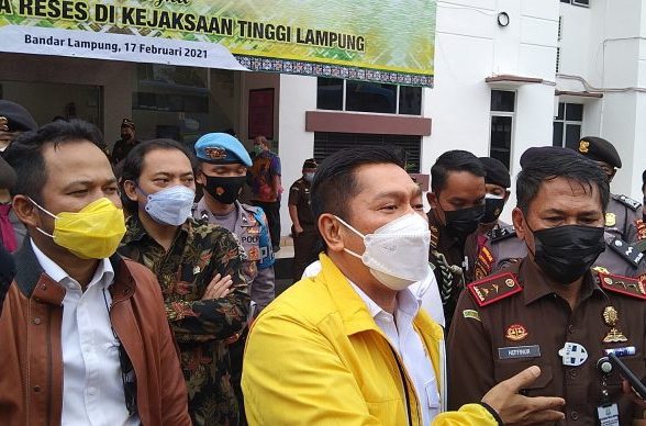 Komisi III DPR RI Minta Kejati Lampung Sikat Koruptor Bansos 