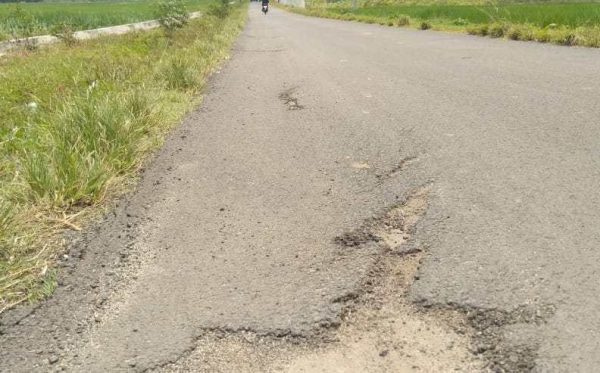 Baru Dibangun Jalan Pekalongan-Batanghari Sudah Rusak
